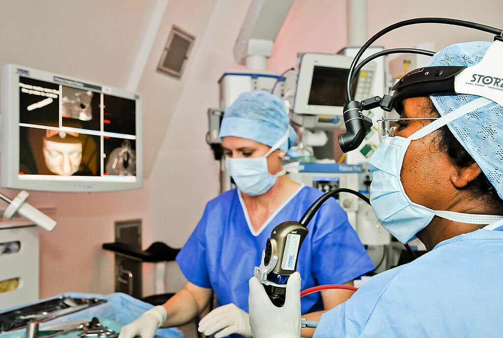 Surgical Management and Guidance System